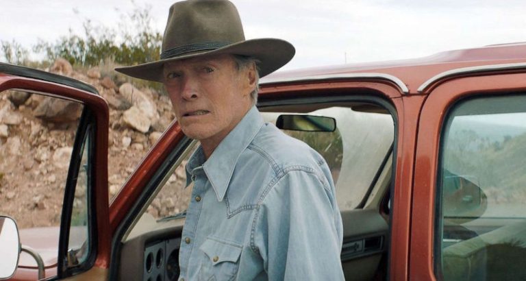 Cry Macho – Ritorno a casa, recensione del film di Clint Eastwood