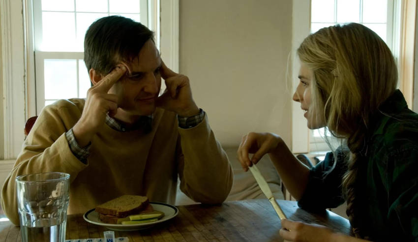 Another Earth recensione del film diretto da Mike Cahill.